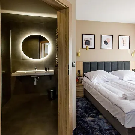 Zodiak Motel *