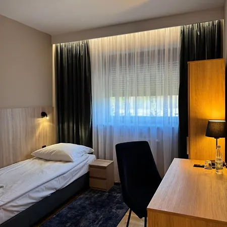 Zodiak Motel *