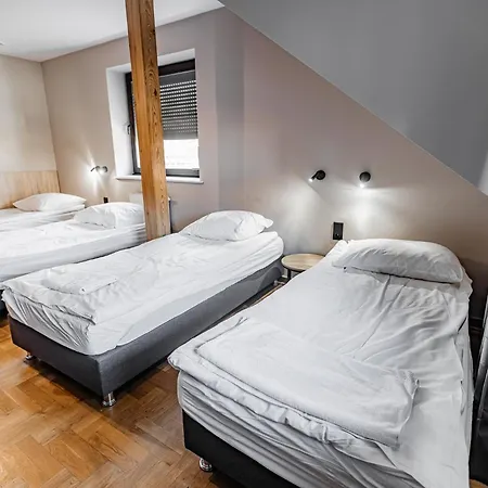 Zodiak Motel *