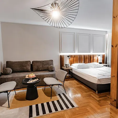 Zodiak Motel Sucha