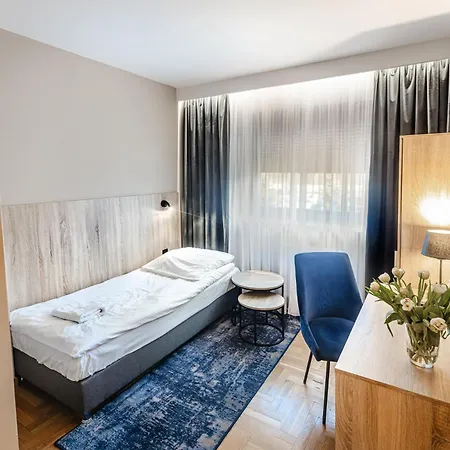 Zodiak Motel *